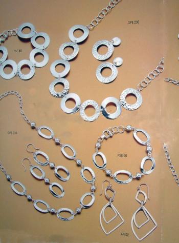 Fotografía 5 de ANILLOS, ARETES, PENDIENTES, DIJES, COLLARES DE PLATA FINA PERUANA