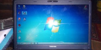 Fotografía 7 de Notebook TOSHIBA i3 2.40 GHz (4 nucleos)